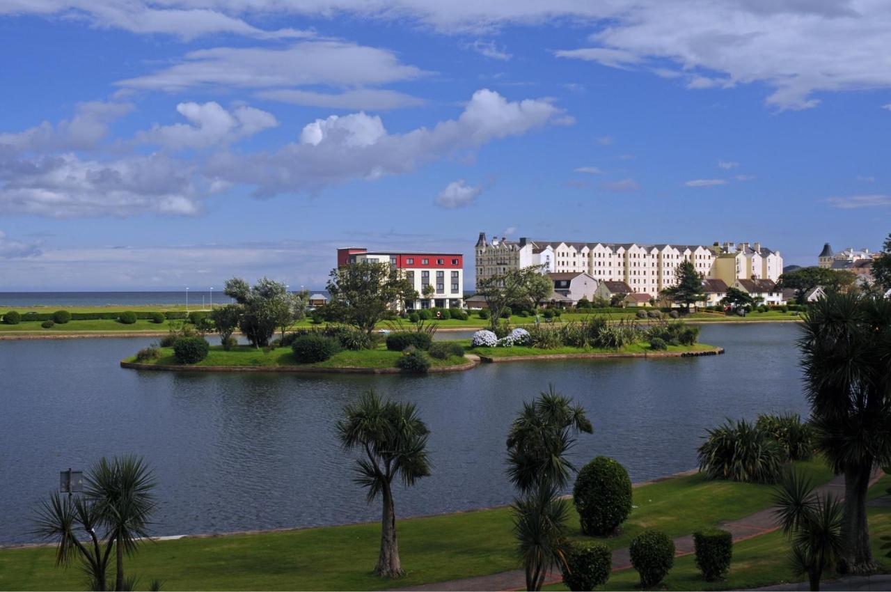 Ramsey Park Hotel Exterior foto